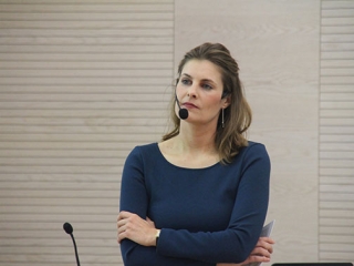 Moderatorin Marisa M&uuml;hlb&ouml;ck
