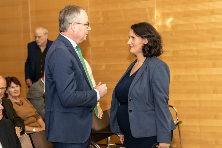 Stephan Pernkopf im Gespräch mit Veronika Mickel-Göttfert Stephan Pernkopf im Gespräch mit Veronika Mickel-Göttfert