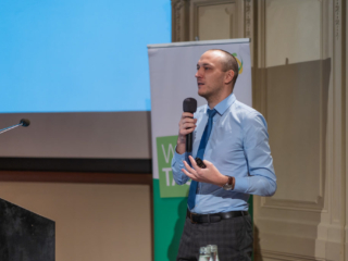 LandwirtInnen im Netz – Hate Speech & Kommunikationsstrategien: Christian Dürnberger, wissenschaftlicher Mitarbeiter, Messerli Forschungsinstitut, Veterinärmedizinische Universität Wien