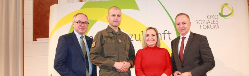 V.l.n.r: Stephan Pernkopf, Markus Reisner, Rebekka Salzer, Gerhard Christiner