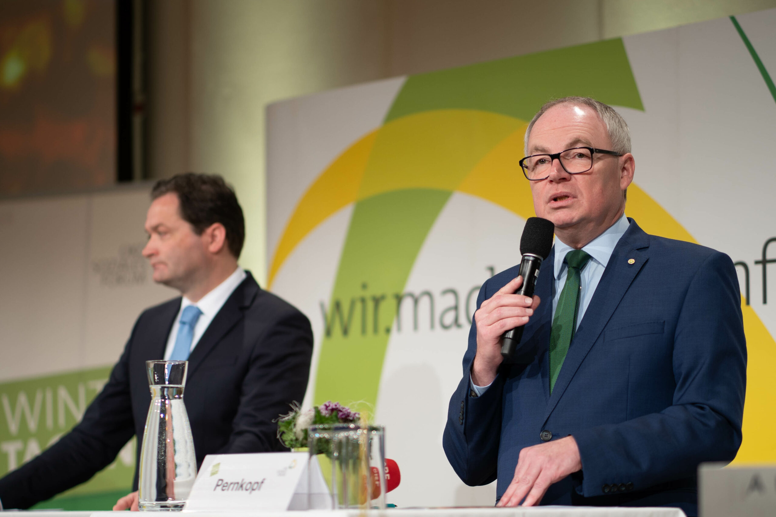 Pressekonferenz zur Eröffnung der Wintertagung 2023: Norbert Totschnig (l.), Stephan Pernkopf (r.)