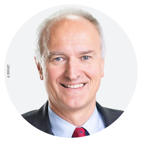Reinhard Mang