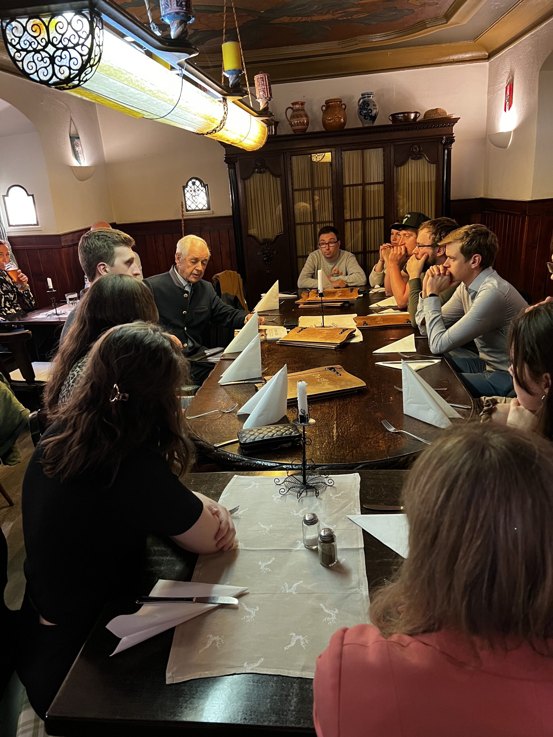 Tischgespr&auml;ch. Treffen AgrarScouts. Josef Riegler. (c) &Ouml;SF