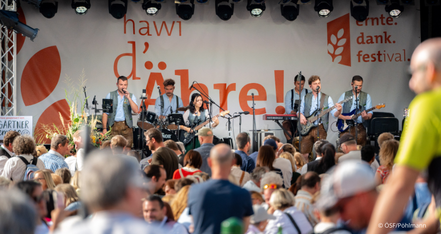 ernte.dank.festival. zeigt die Leistungen von Frauen in der Landwirtschaft