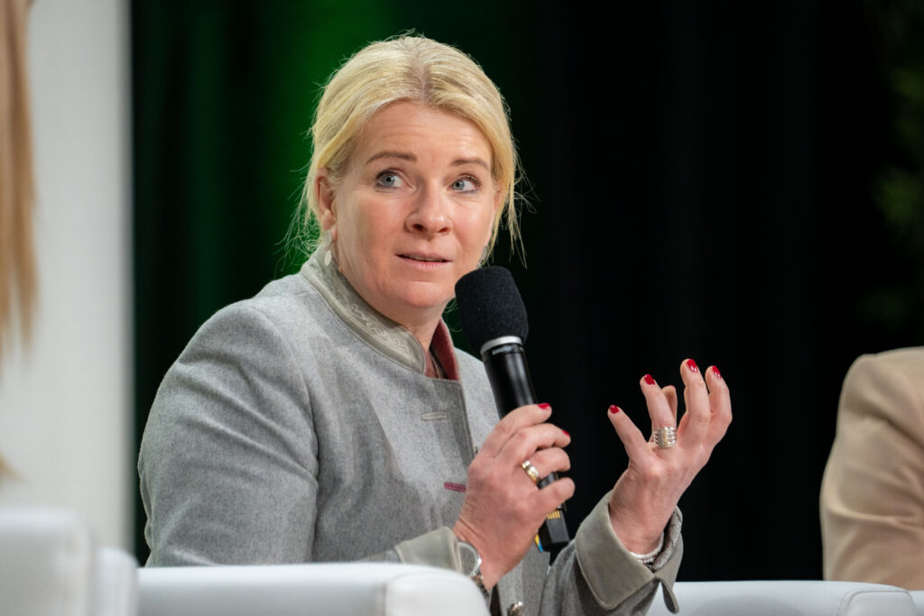 Neumann-Hartberger_Wintertagung2026-Agrarpolitik_(c)ÖSF-Pöhlmann-2977