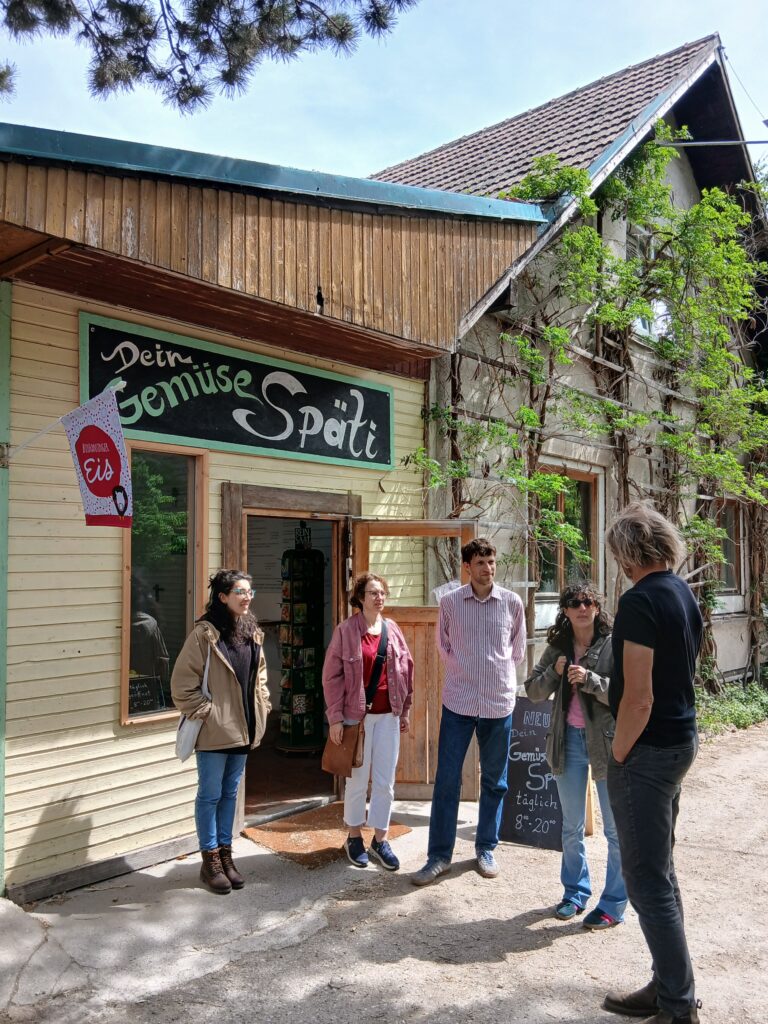 TwinVisit_Day-01_03