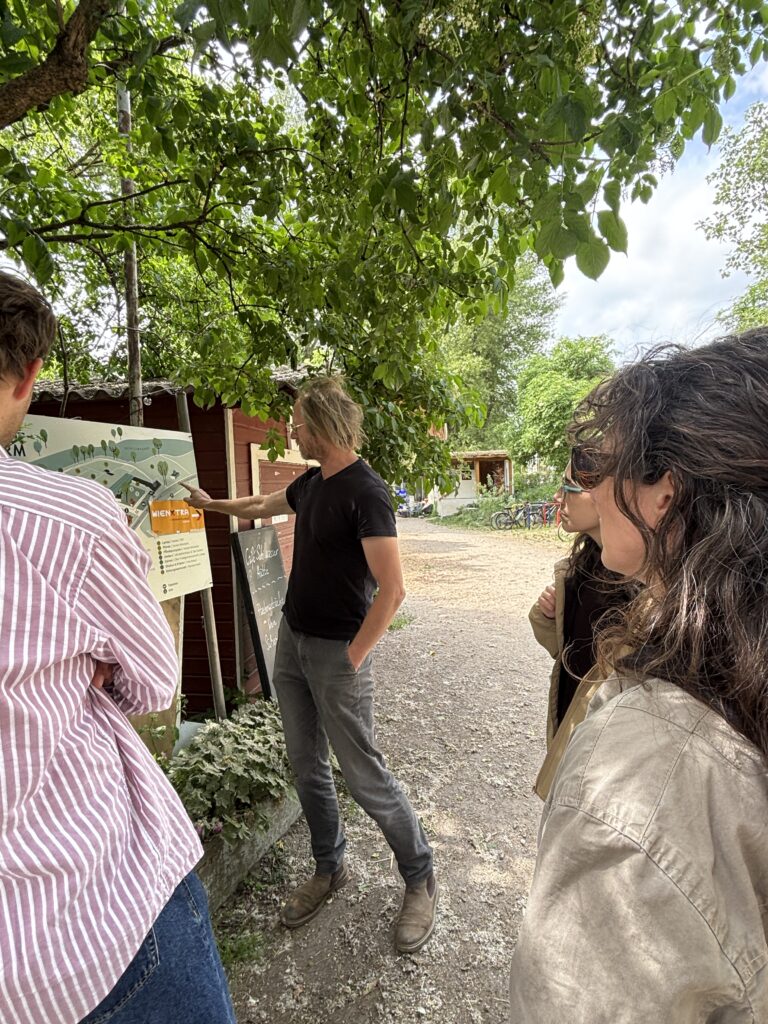 TwinVisit_Day-01_08